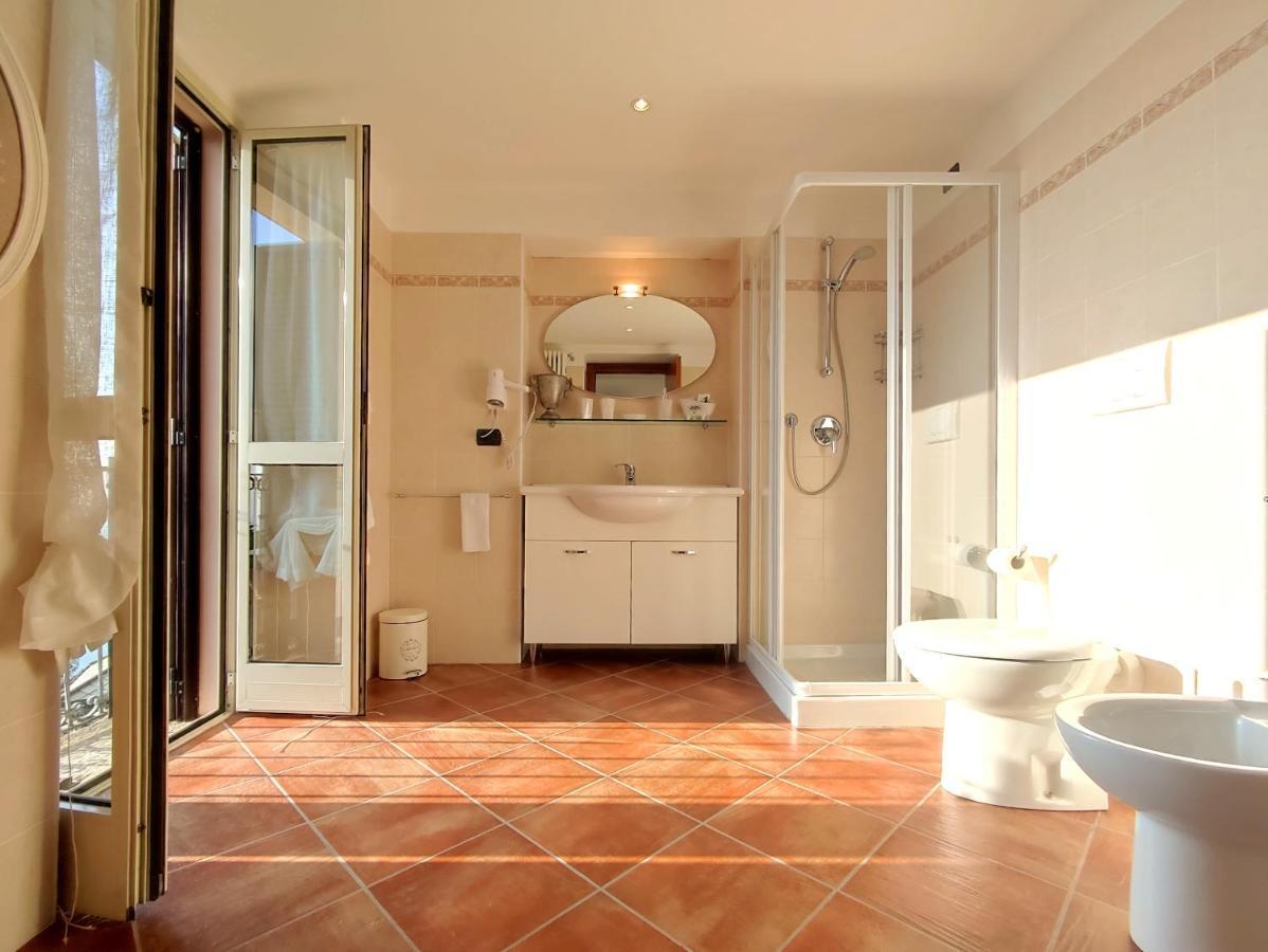 B&B Villa Regina Brunate Dış mekan fotoğraf