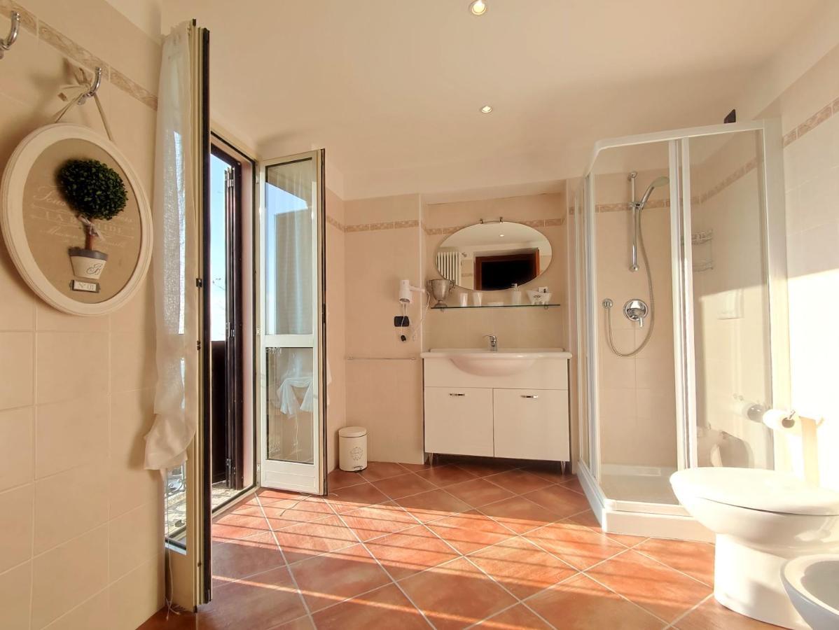 B&B Villa Regina Brunate Dış mekan fotoğraf